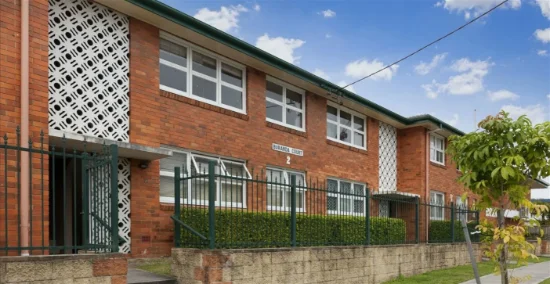 1/2 Carl Street, Woolloongabba, Qld 4102 - For Sale