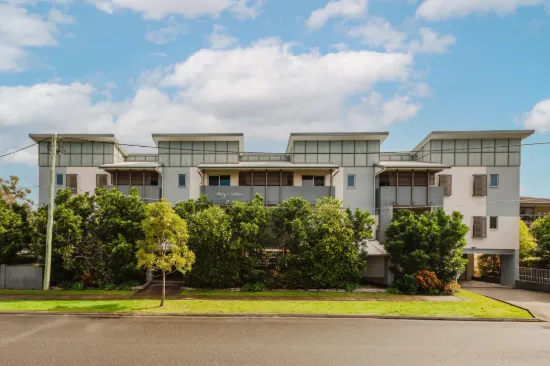 1/2 Rowell Street, Zillmere, Qld 4034