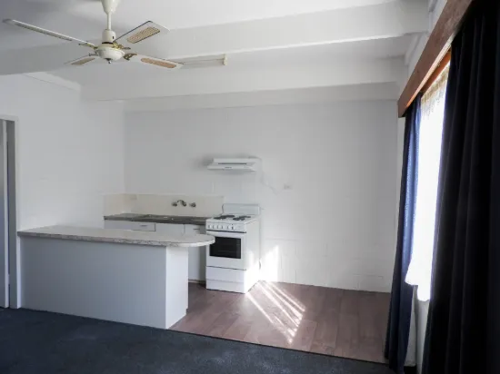 1/201 Plummer Street, Albury, NSW 2640