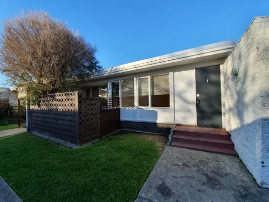 1/204 Ballarat Road, Footscray, Vic 3011