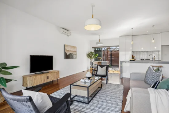 1/205 Wickham Road, Moorabbin, Vic 3189