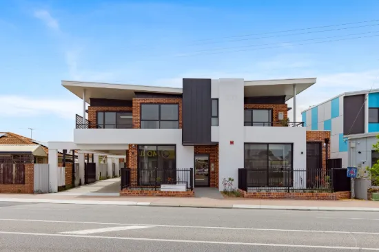 1/211 Walter Road West, Morley, WA 6062