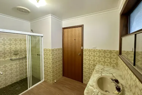 1/218 Corio Street, Shepparton, Vic 3630-Image
