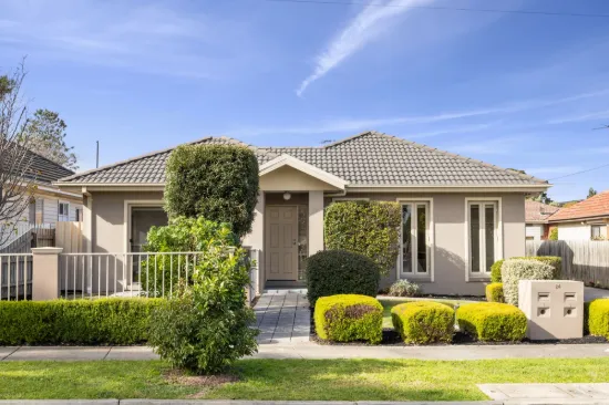 1/24 Madeleine Road, Clayton, Vic 3168