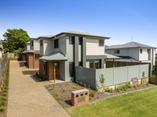 1/241E Mackanzie Street, Centenary Heights, Qld 4350