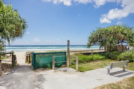 1/246 Jefferson Lane, Palm Beach, Qld 4221-Image