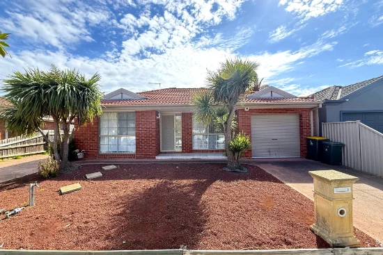 1/25 Orama Street, Deer Park, Vic 3023