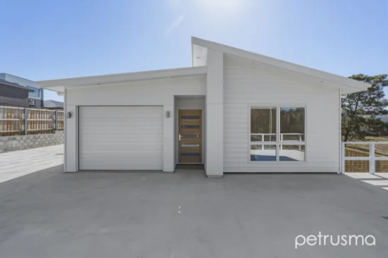 1/3 Achaderry Court, Howrah, Tas 7018