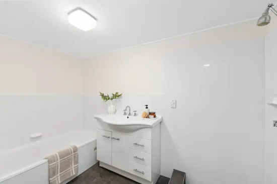 1/3 Joseph Lloyd Close, Gosford, NSW 2250-Image