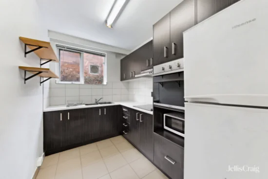 1/30 Finsbury Street, Flemington, Vic 3031