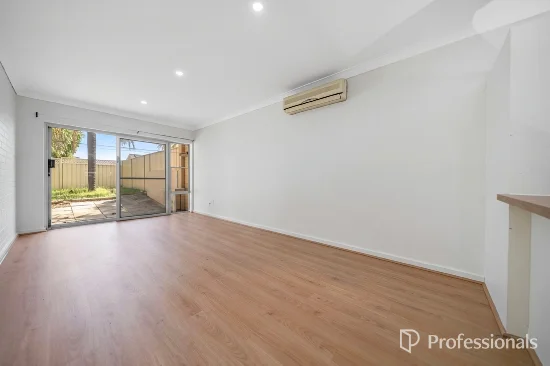 1/307 Wharf Street, Queens Park, WA 6107