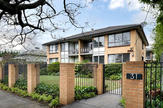 1/31 Alma Road, Camberwell, Vic 3124