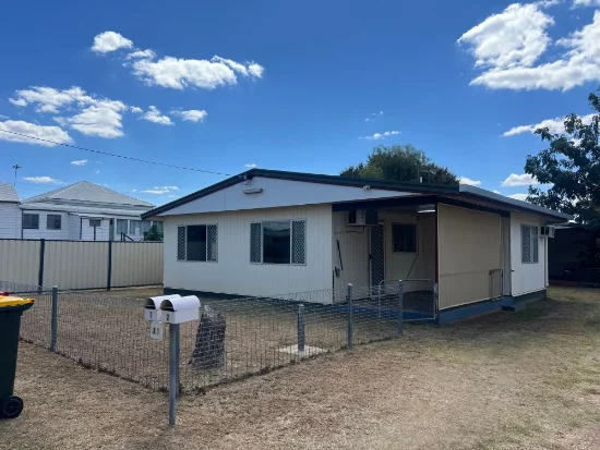 1/31 Church Lane, Emerald, Qld 4720