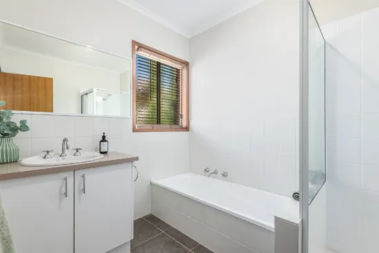 1/31 Frank Street, Newtown, Vic 3220-Image