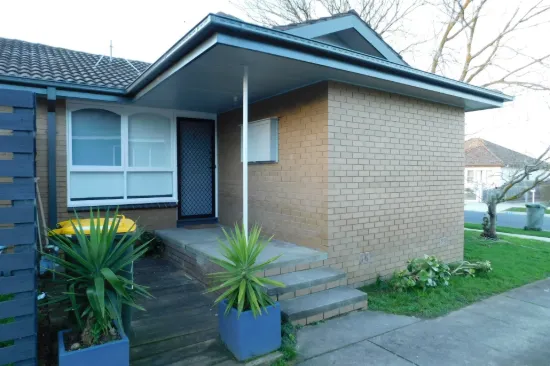 1/31 Grammar Street, Wendouree, Vic 3355