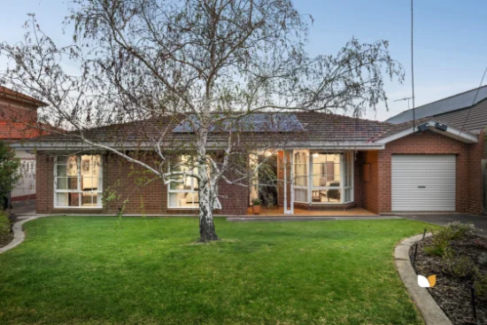 1/31 Windsor Avenue, Strathmore, Vic 3041 - For Sale
