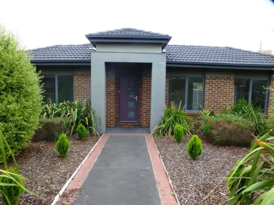 1/37 Cash Street, Kingsbury, Vic 3083