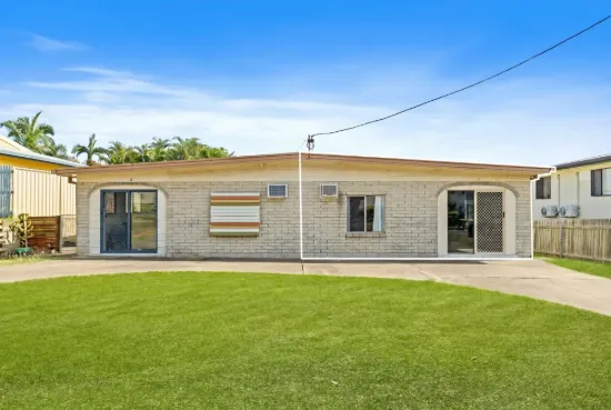 1/375 Richardson Road, Norman Gardens, Qld 4701