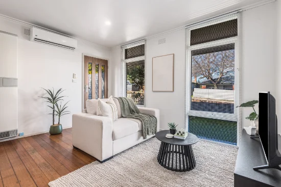 1/379 Shannon Avenue, Newtown, Vic 3220