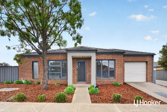 1/38 Loretta Boulevard, Tarneit, Vic 3029