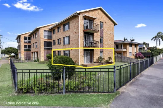 1/380 Esplanade, Scarness, Qld 4655