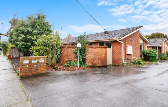 1/386 Elgar Road, Box Hill, Vic 3128