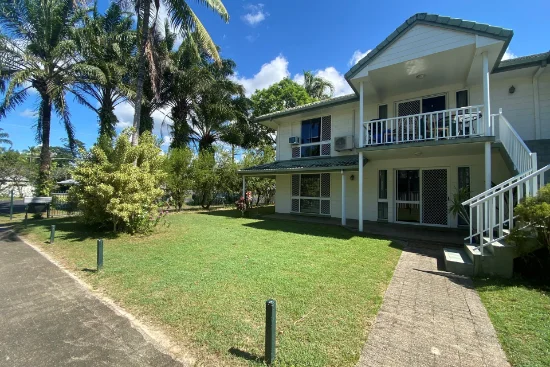1/4 Cannon Street, Manunda, Qld 4870