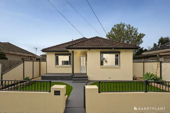 1/4 Emily Street, St Albans, Vic 3021