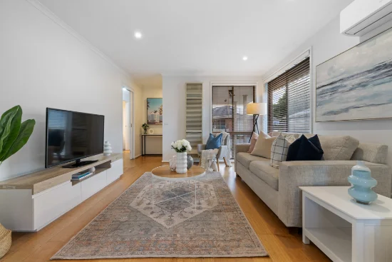 1/4 Holland Avenue, Dingley Village, Vic 3172-Image