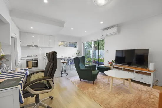 1/4 Mellar Ct, Midland, WA 6056