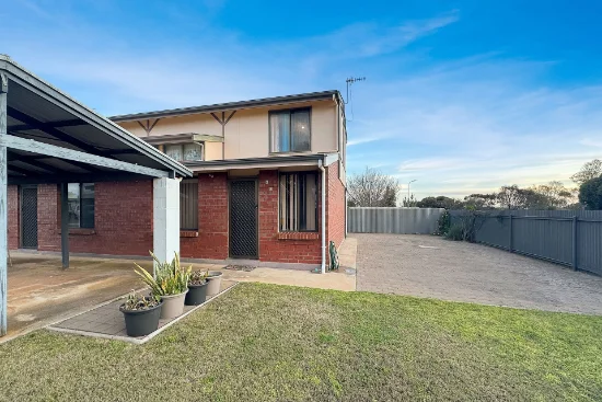 1/4 Provis Street, Tumby Bay, SA 5605 - For Rent