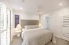 1/40 Hastings Street, Noosa Heads, Qld 4567-Image