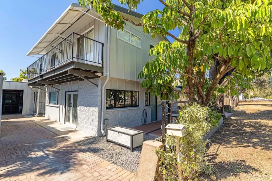 1/40 Macrossan St, South Townsville, Qld 4810 - For Rent