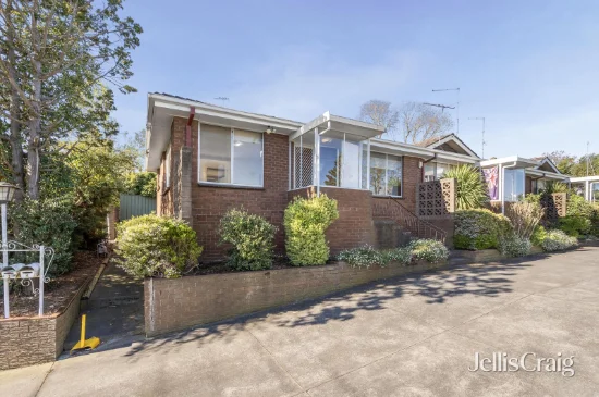 1/416 Peel Street North, Black Hill, Vic 3350