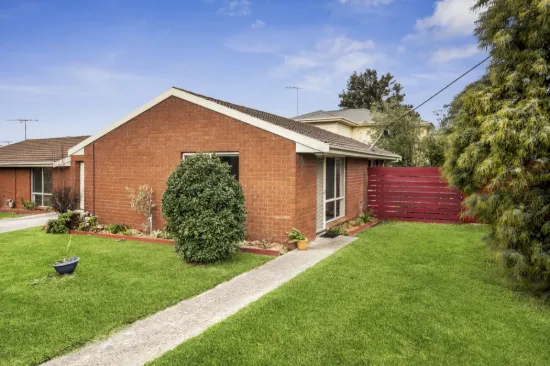 1/44 Torquay Road, Belmont, Vic 3216