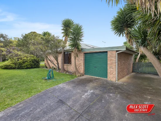 1/44 Walton Street, Cowes, Vic 3922