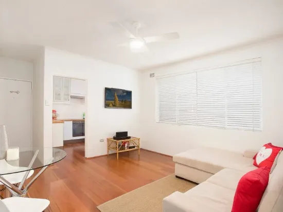 1/48 Pacific Parade, Dee Why, NSW 2099