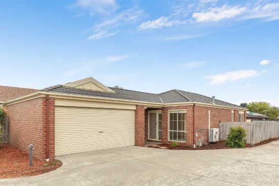 1/49 Dartmoor Drive, Cranbourne East, Vic 3977