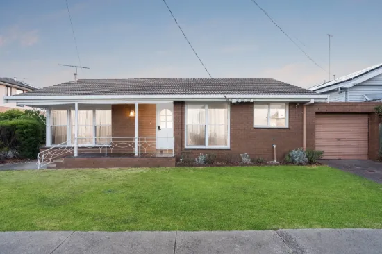 1/49 Upper Skene Street, Newtown, Vic 3220