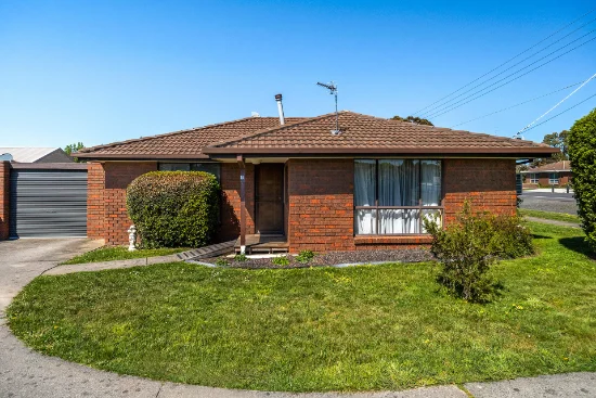 1/5-7 Cromwell Street, Sebastopol, Vic 3356 - For Sale