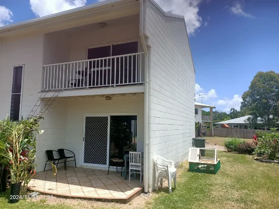 1/50-52 Seafarer Street, Mission Beach, Qld 4852