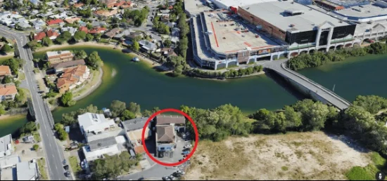 1/6 Brightlands Court, Mermaid Waters QLD 4218-Image