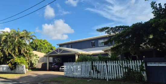 1/6 Dobbins Lane, Proserpine QLD 4800-Image