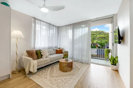 1/6 Leo Crescent, Alexandra Headland QLD 4572-Image