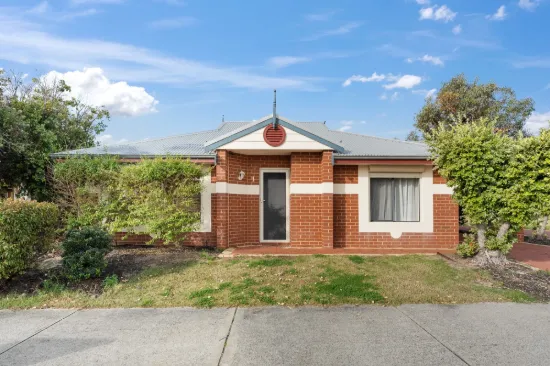 1/6 Mornington Boulevard, Waikiki, WA 6169
