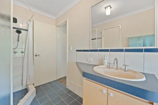 1/6 Mornington Boulevard, Waikiki, WA 6169-Image