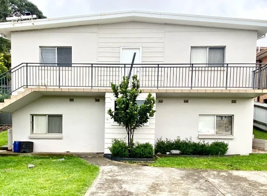 1/60 Beverley Avenue, Unanderra, NSW 2526