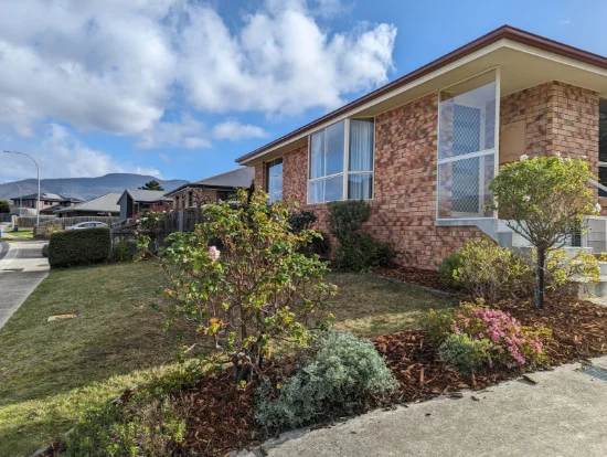 1/61 churinga waters, Old Beach, Tas 7017