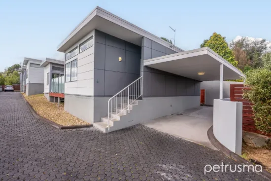 1/66 Hillborough Road, South Hobart, Tas 7004