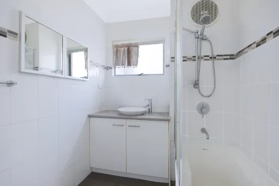 1/689 Wynnum Road, Morningside, Qld 4170-Image